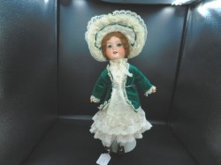 am 390 16 green a2m